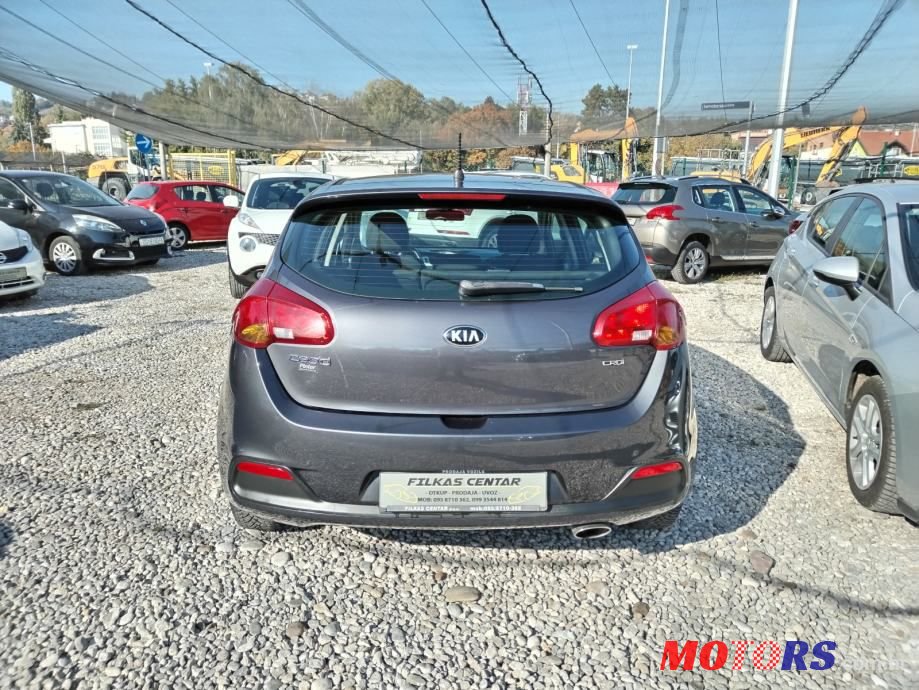 2012' Kia Ceed photo #3