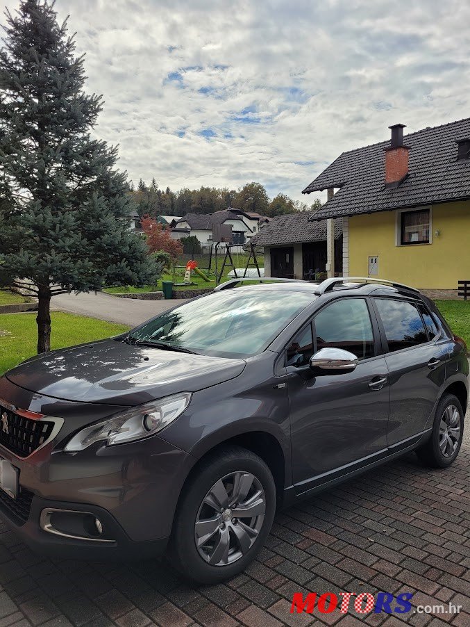 2017' Peugeot 2008 1,2 Puretech photo #1