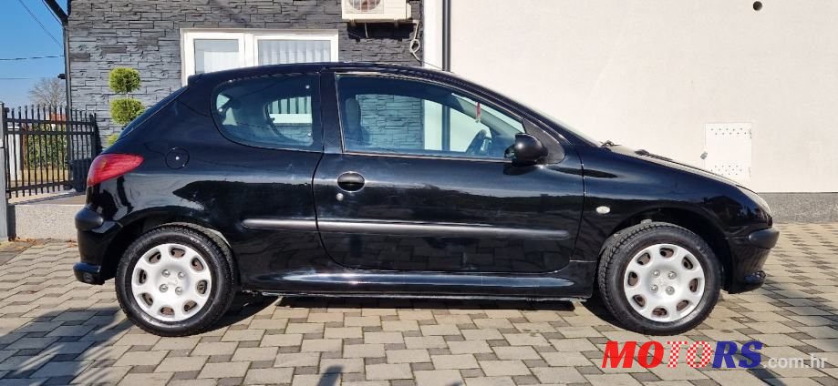 2009' Peugeot 206 1,4 photo #5