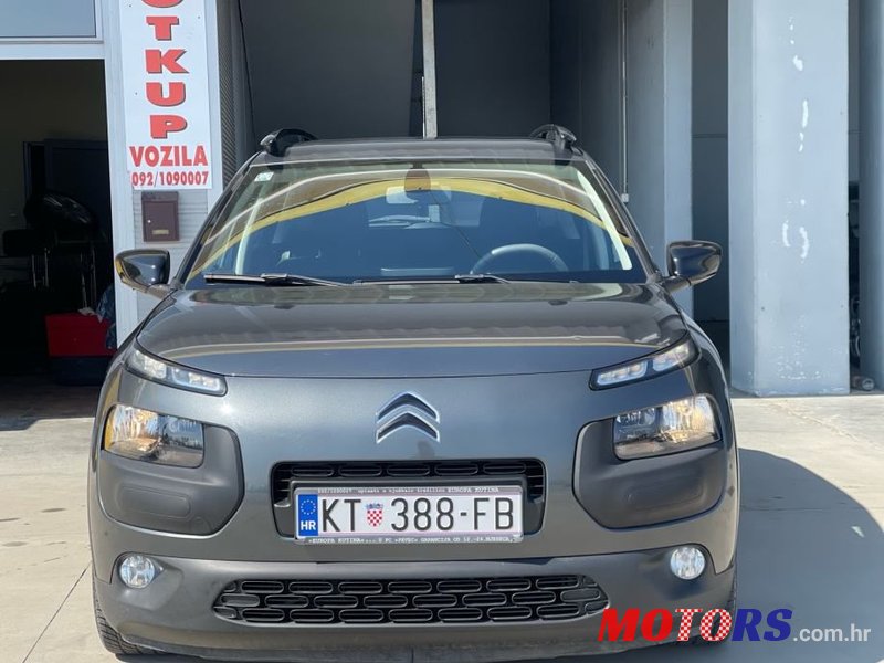 2016' Citroen C4 Cactus photo #1