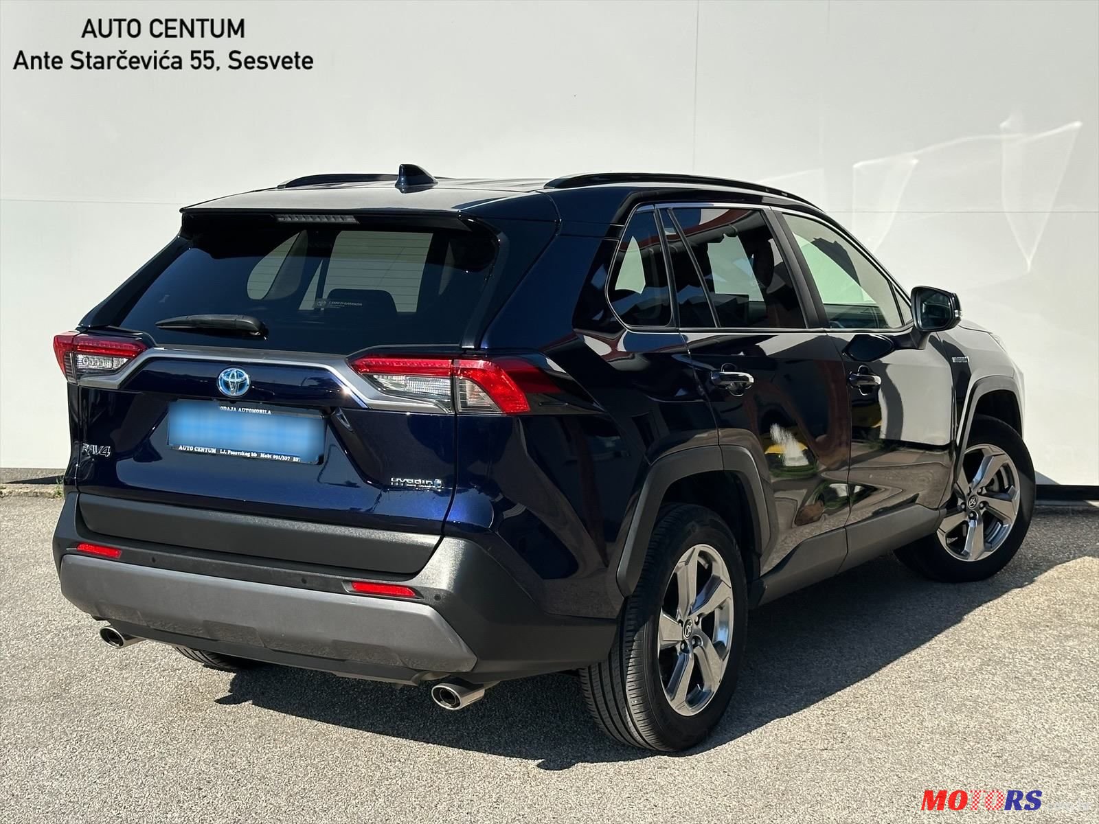 2021' Toyota RAV4 Hybrid photo #4