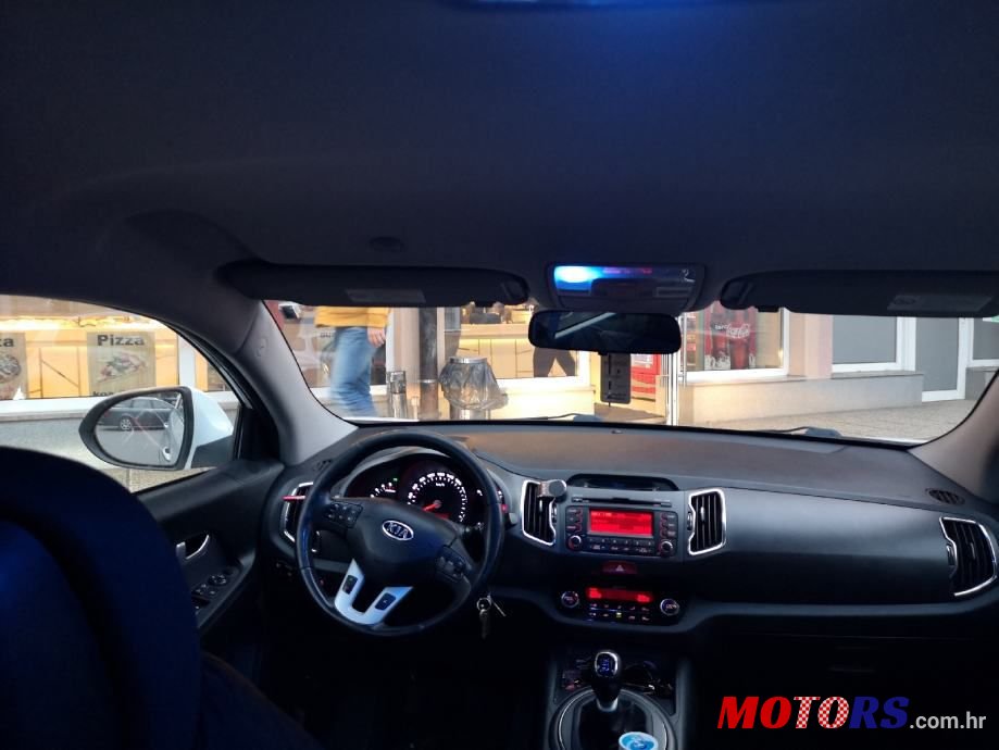 2011' Kia Sportage photo #5