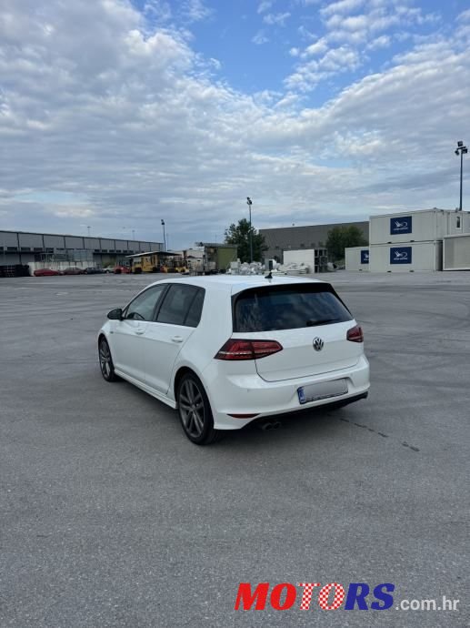 2014' Volkswagen Golf VII photo #3