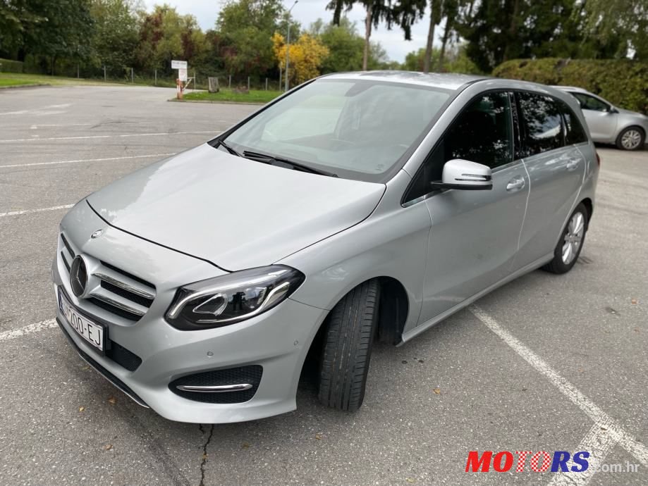 2016' Mercedes-Benz B-Klasa 180 photo #3