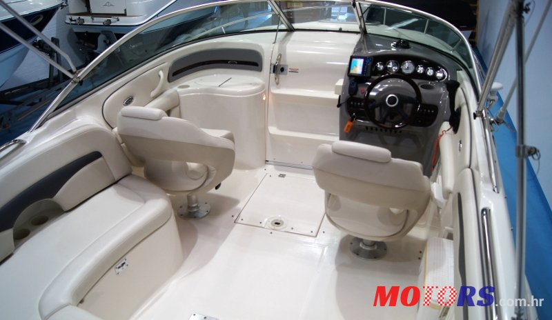 2004' Chaparral 235 SSi photo #5