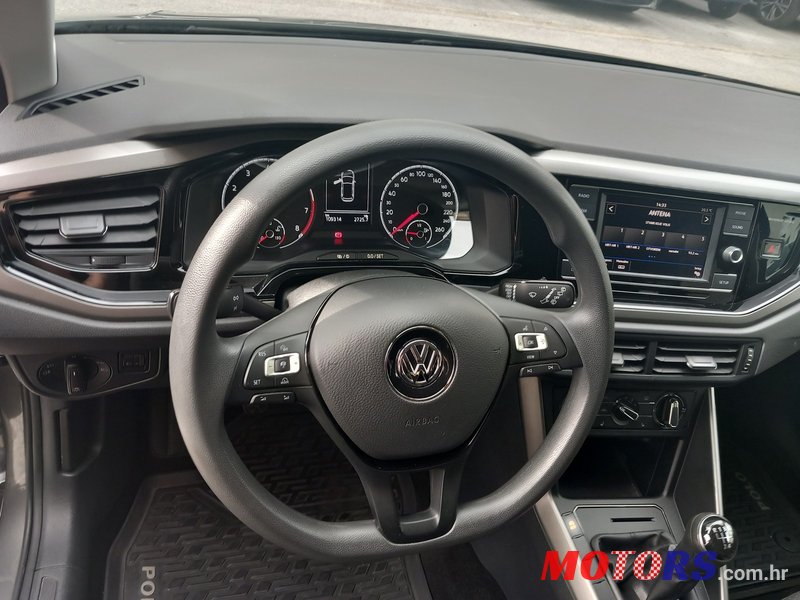 2018' Volkswagen Polo photo #7