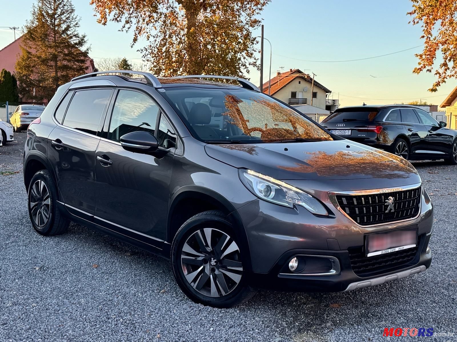2016' Peugeot 2008 1,2 photo #3