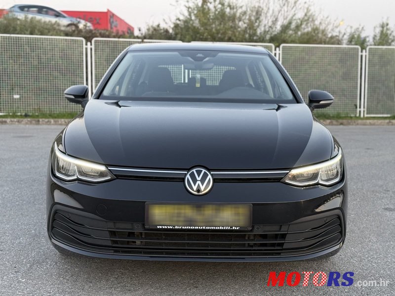 2020' Volkswagen Golf VIII 2,0 Tdi photo #2