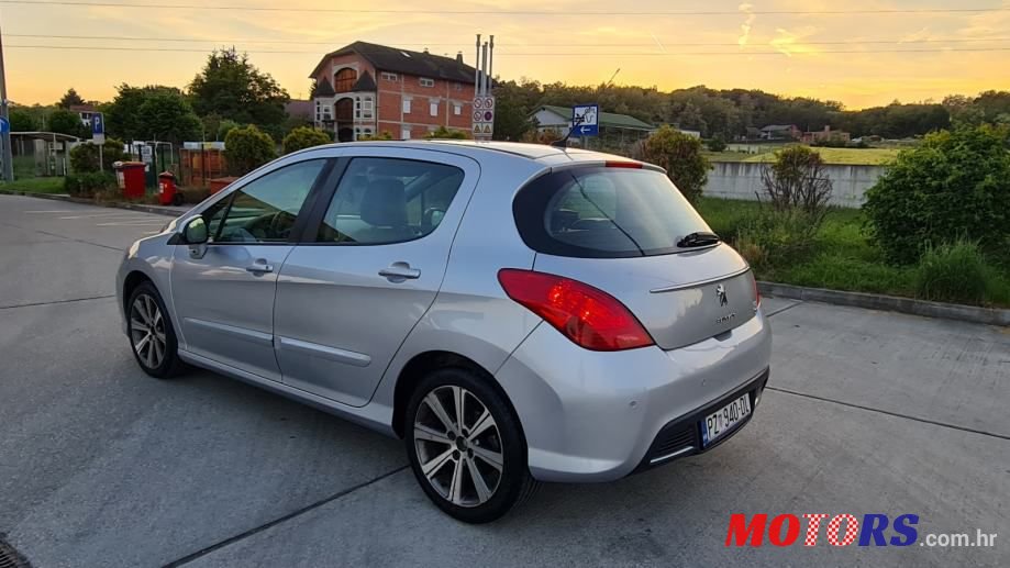 2012' Peugeot 308 1,6 E-Hdi photo #6
