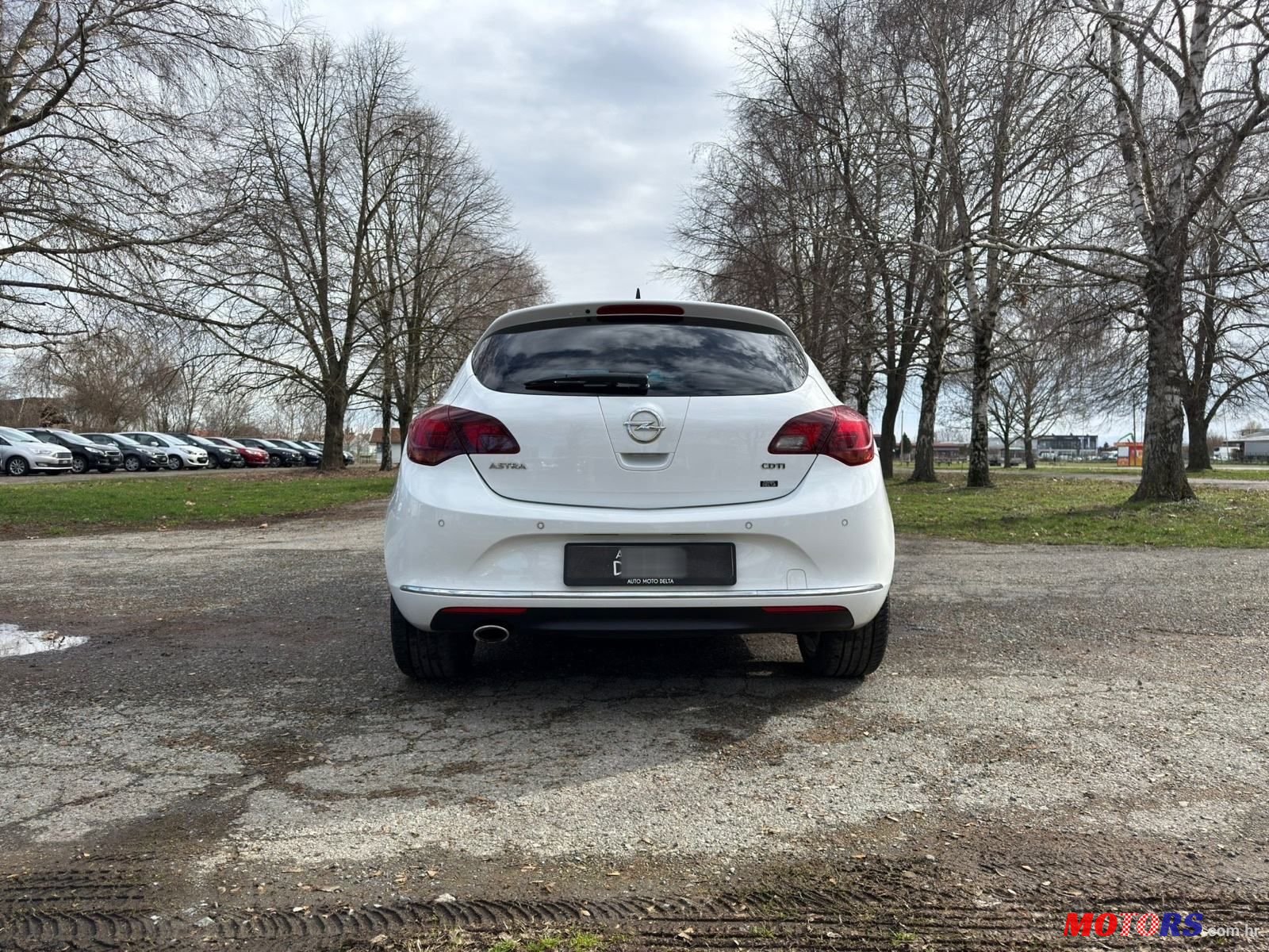 2013' Opel Astra 2.0Cdti photo #3