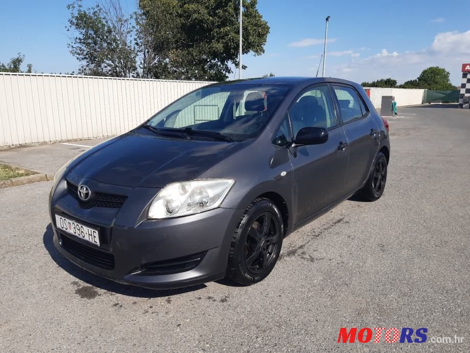2008' Toyota Auris 1,4 Vvt-I photo #1