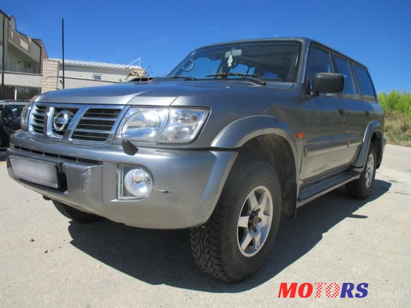 2003' Nissan Patrol 3,0 Di photo #4