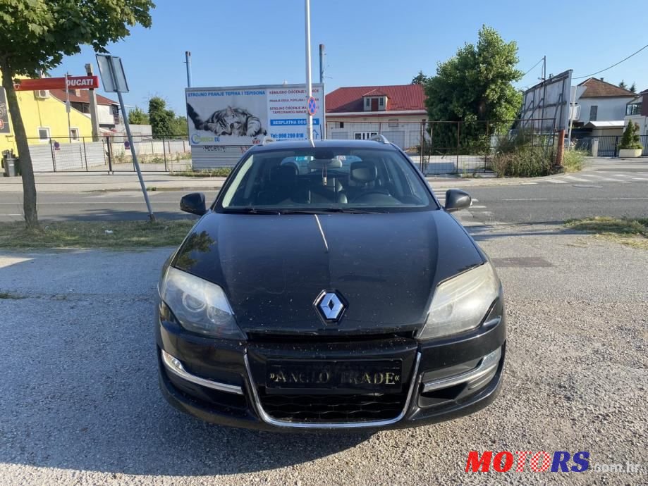 2014' Renault Laguna 1.5 Dci photo #2