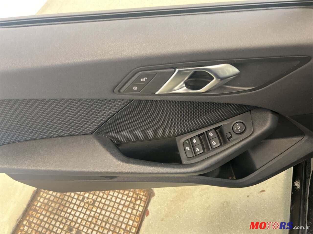 2021' BMW Serija 1 116D photo #6