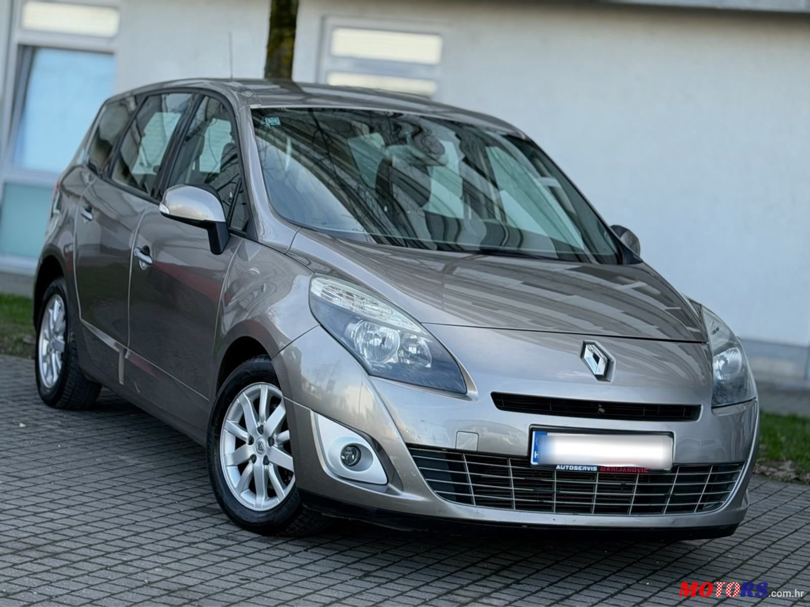 2010' Renault Grand Scenic 1,9 Dci photo #1