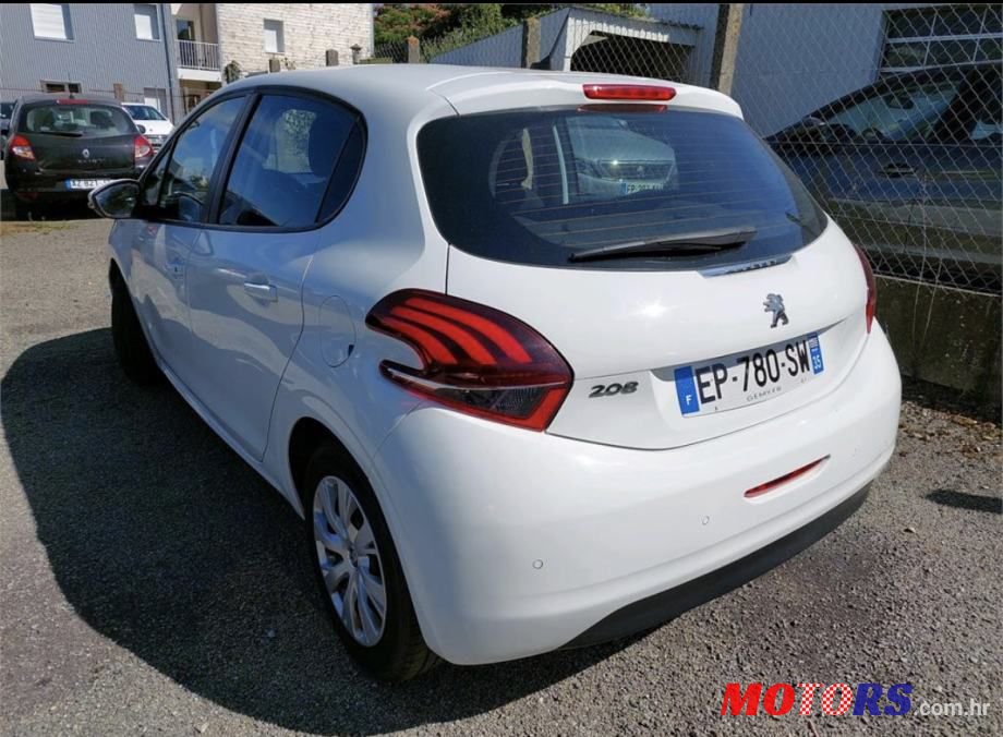 2017' Peugeot 208 photo #2