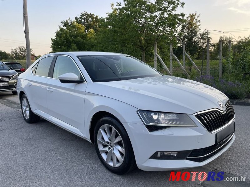 2016' Skoda Superb 2,0 Tdi Dsg photo #3