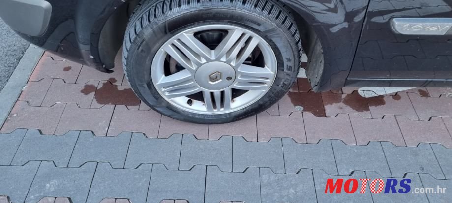 2006' Renault Scenic 1,6 16V photo #6