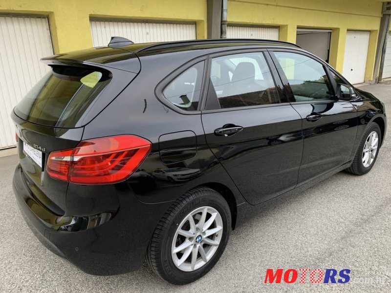 2016' BMW Serija 2 214D photo #6