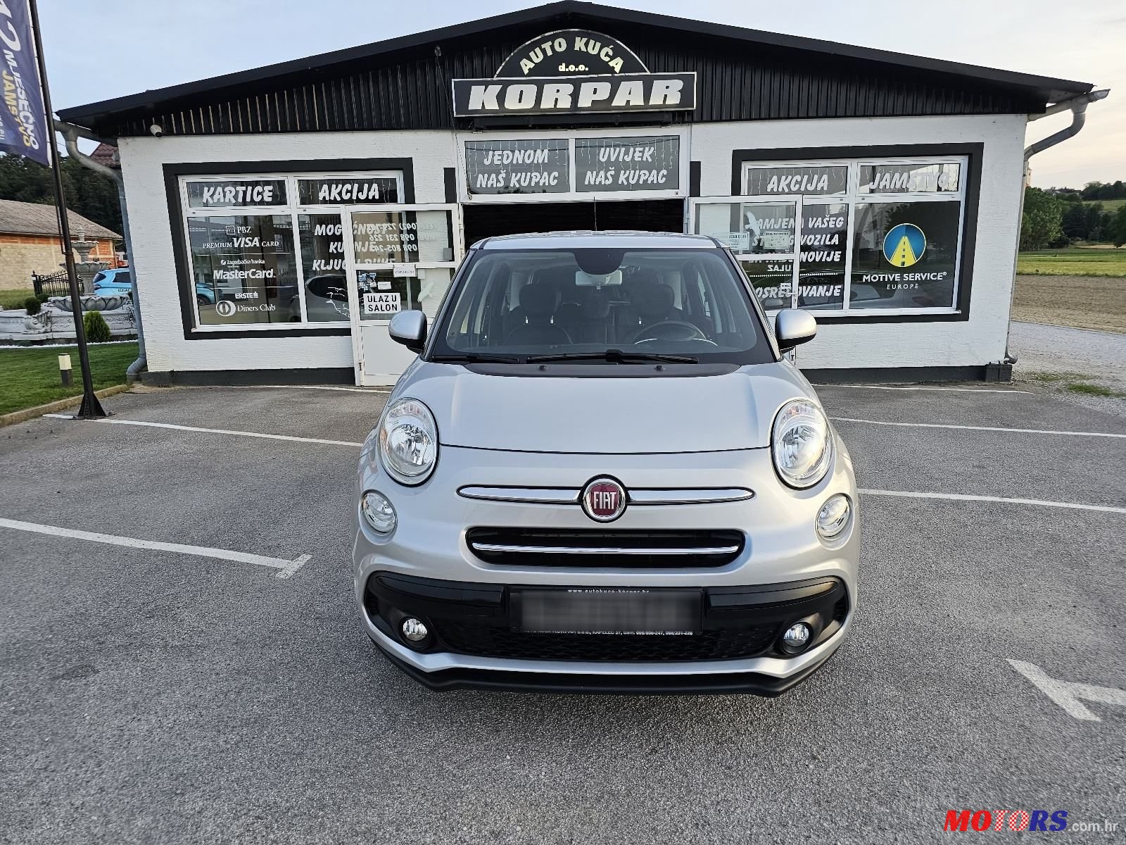 2018' Fiat 500L 1.4 16V City photo #2