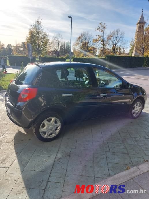2007' Renault Clio 1,5 Dci photo #6