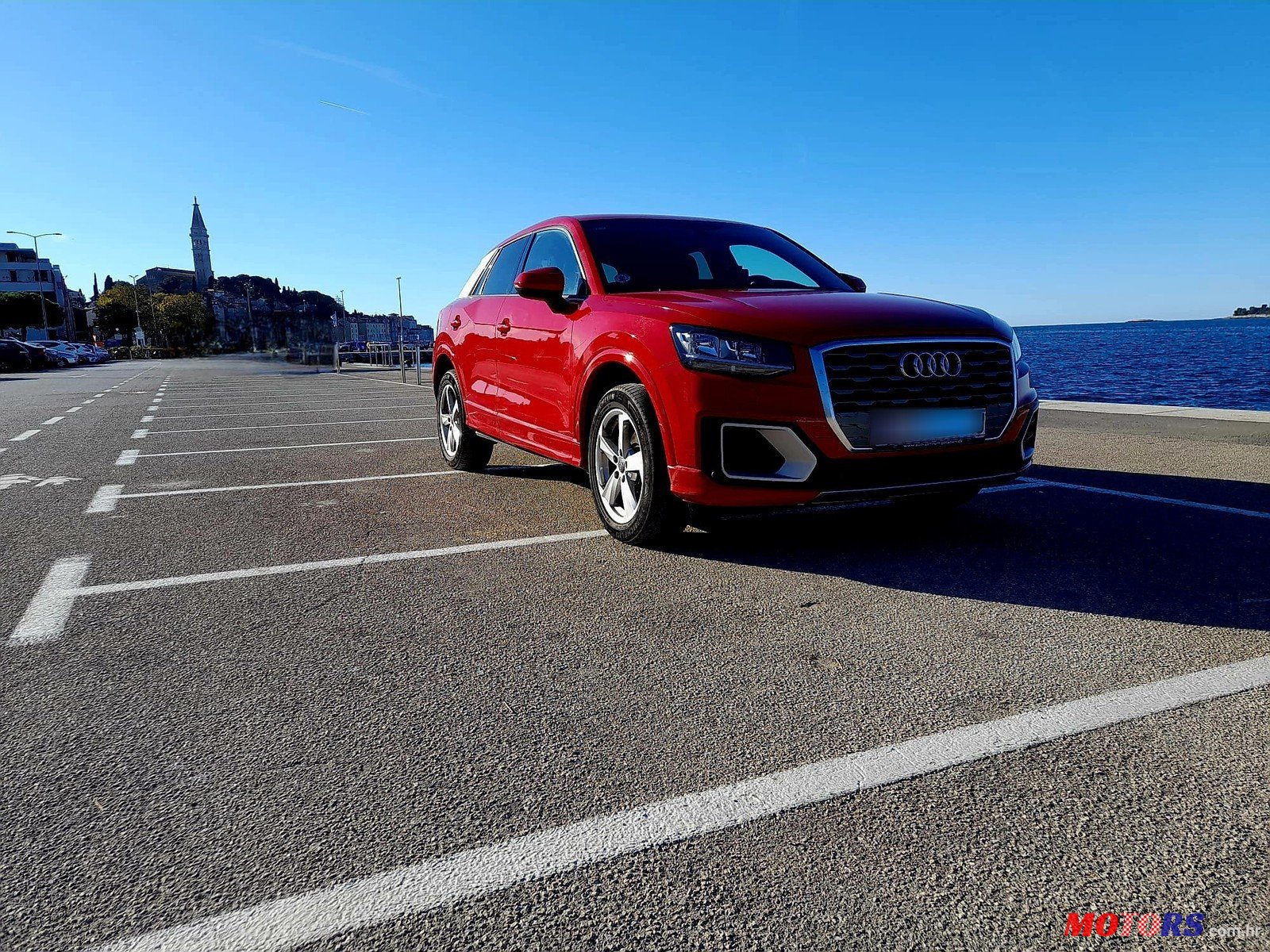 2017' Audi Q2 photo #2