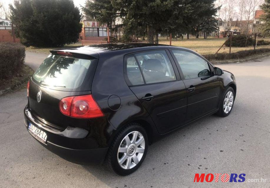 2004' Volkswagen Golf V 1,9 Tdi photo #2
