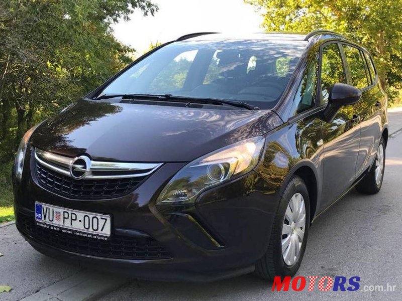 2013' Opel Zafira 2,0 photo #2