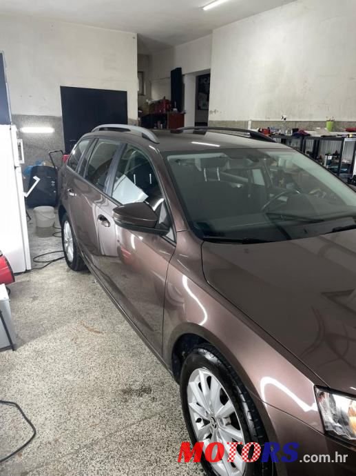 2014' Skoda Octavia Combi photo #2