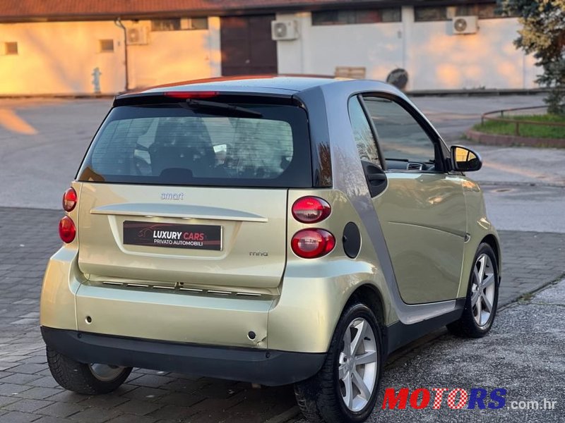 2010' Smart Fortwo Pulse Softip photo #5