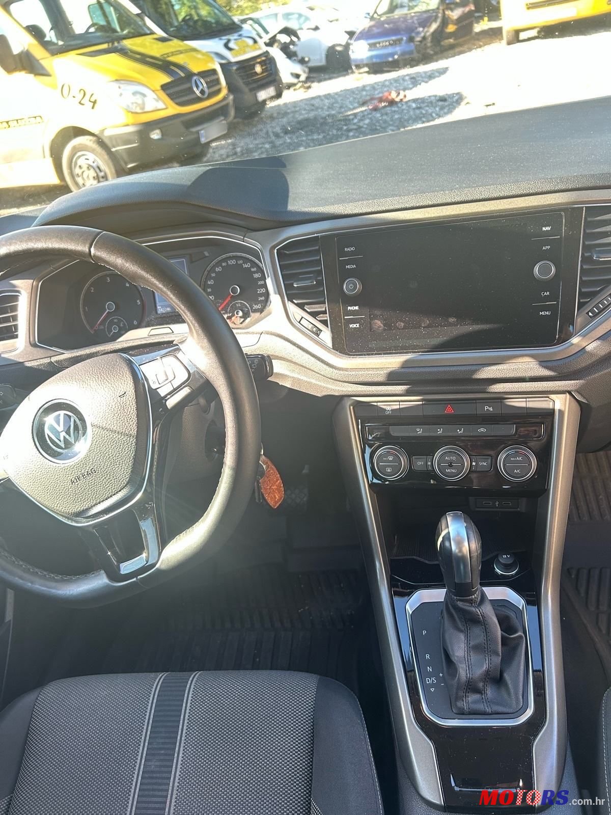 2020' Volkswagen T-Roc 2,0 Tdi photo #2