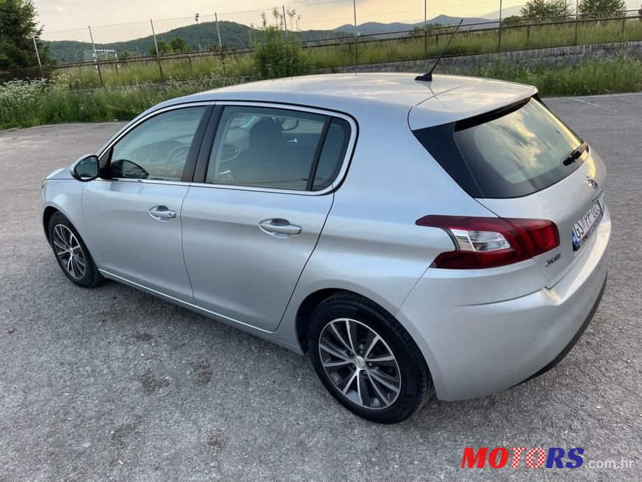 2014' Peugeot 308 2,0 photo #4