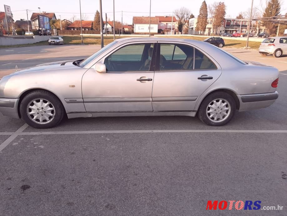 1996' Mercedes-Benz E-Klasa 200 photo #3