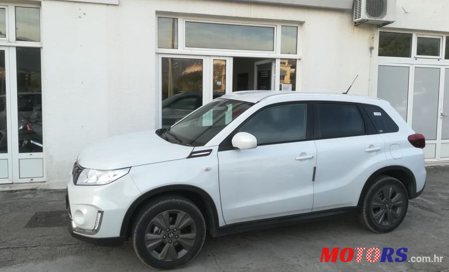 2020' Suzuki Vitara 1,4 photo #1