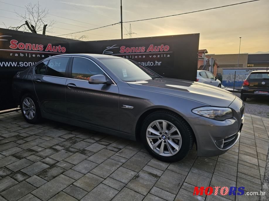 2012' BMW Serija 5 520D photo #6