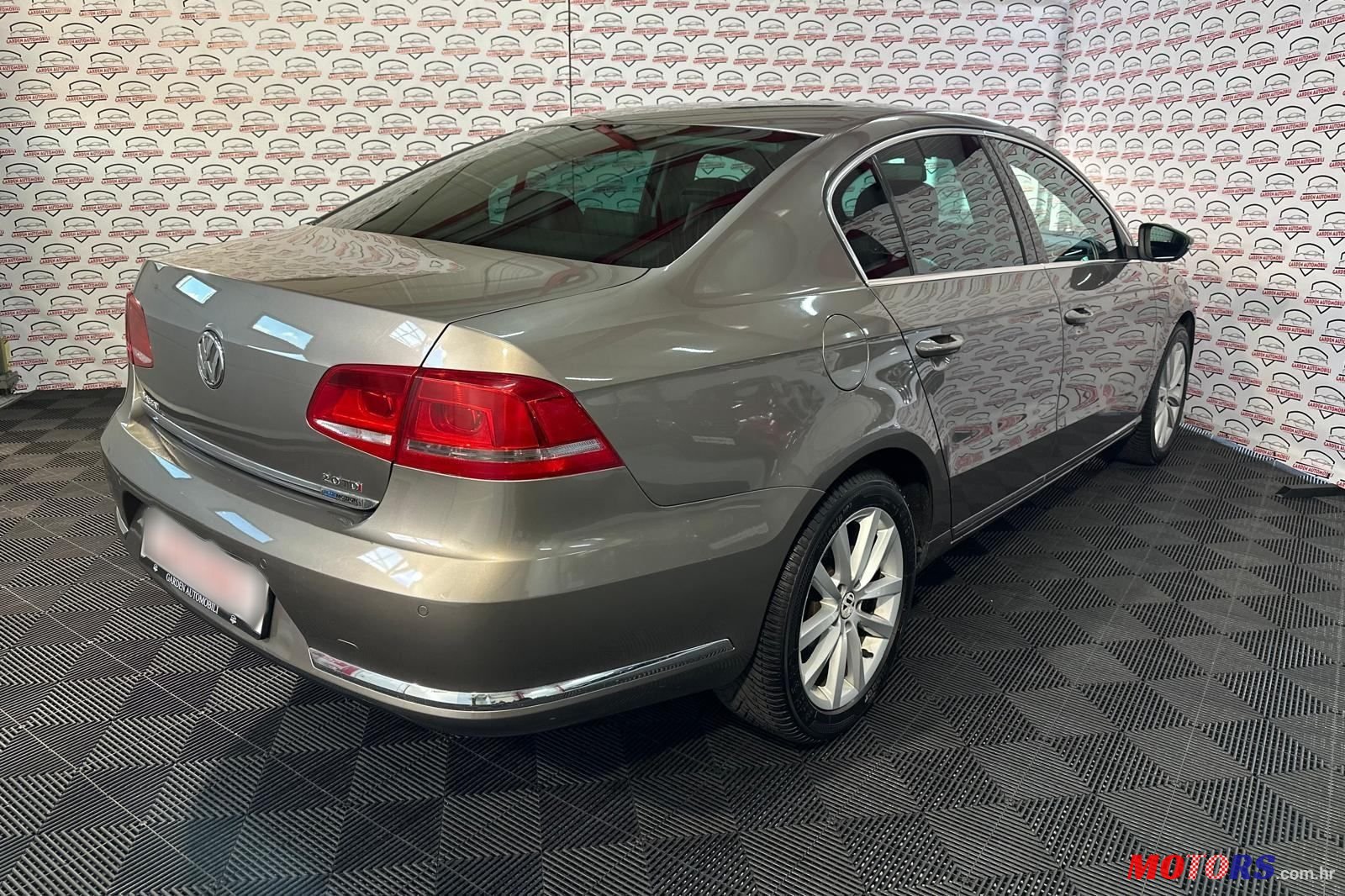 2011' Volkswagen Passat 2,0 Tdi photo #6