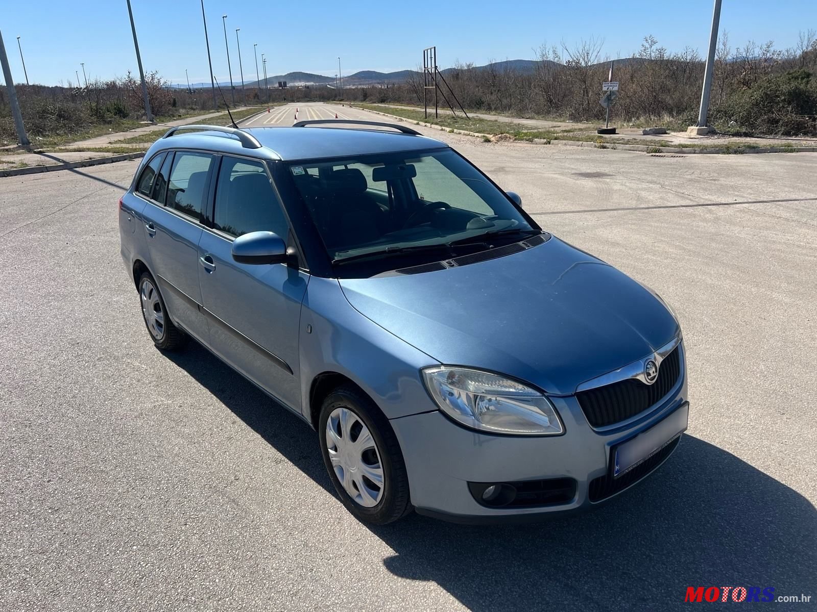 2008' Skoda Fabia Combi photo #5