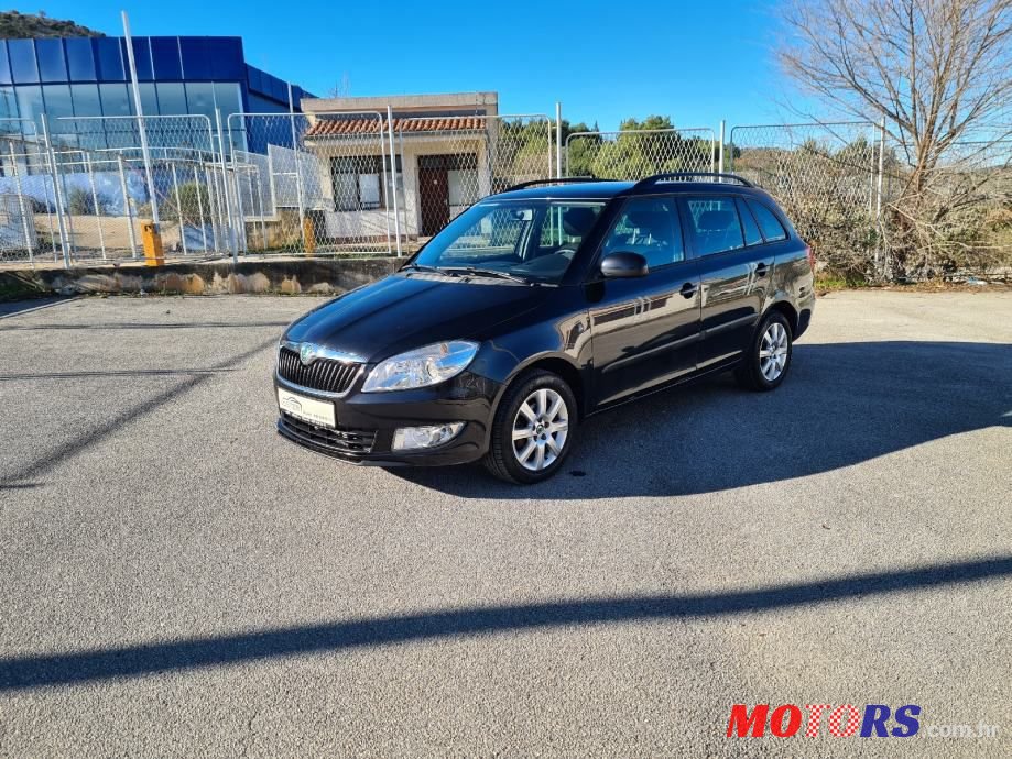 2012' Skoda Fabia Combi photo #1