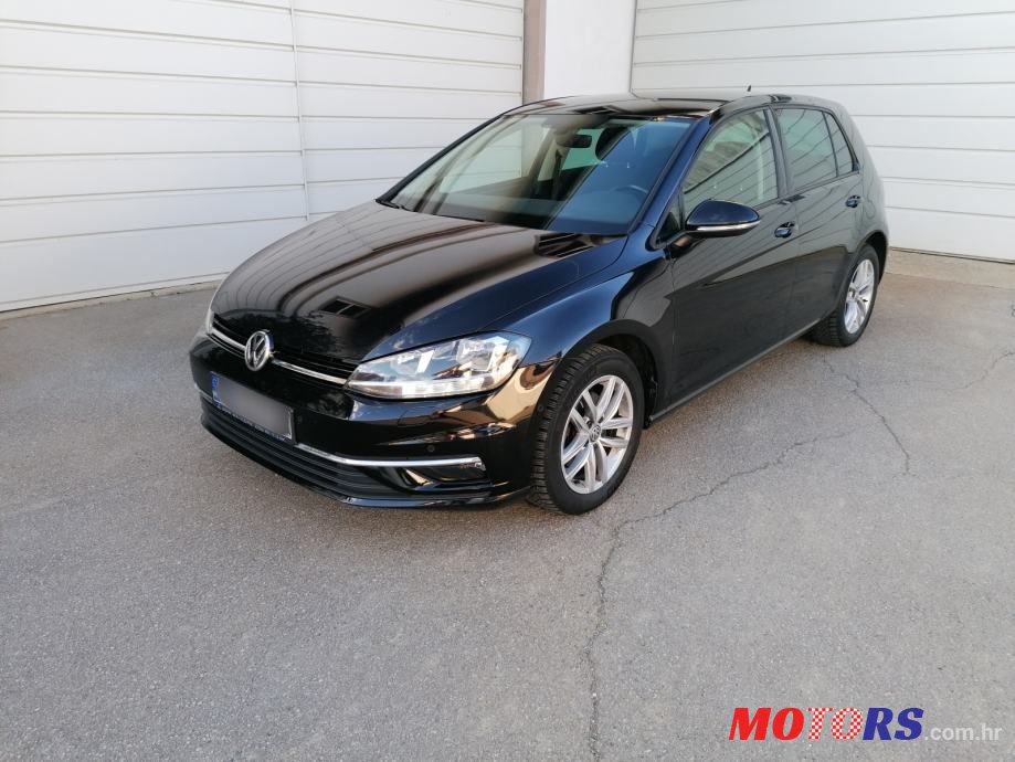 2018' Volkswagen Golf VII photo #2