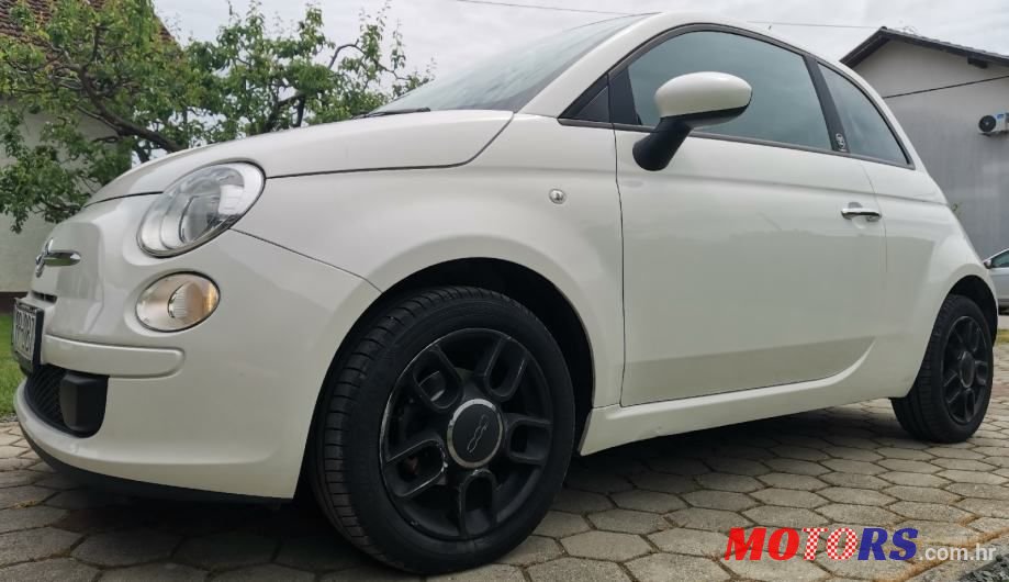 2011' Fiat 500 photo #2