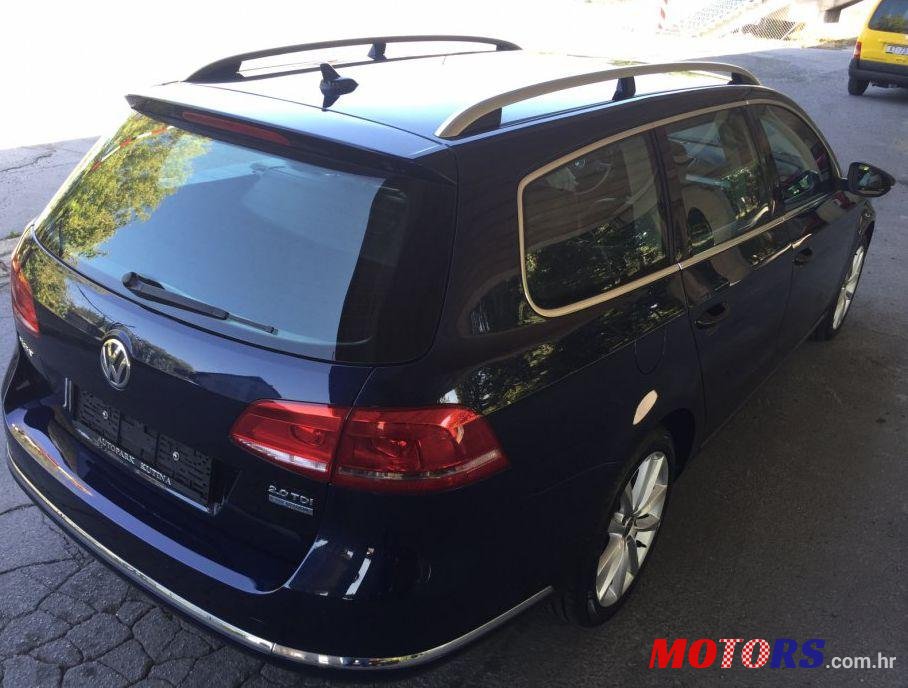 2012' Volkswagen Passat Variant photo #1