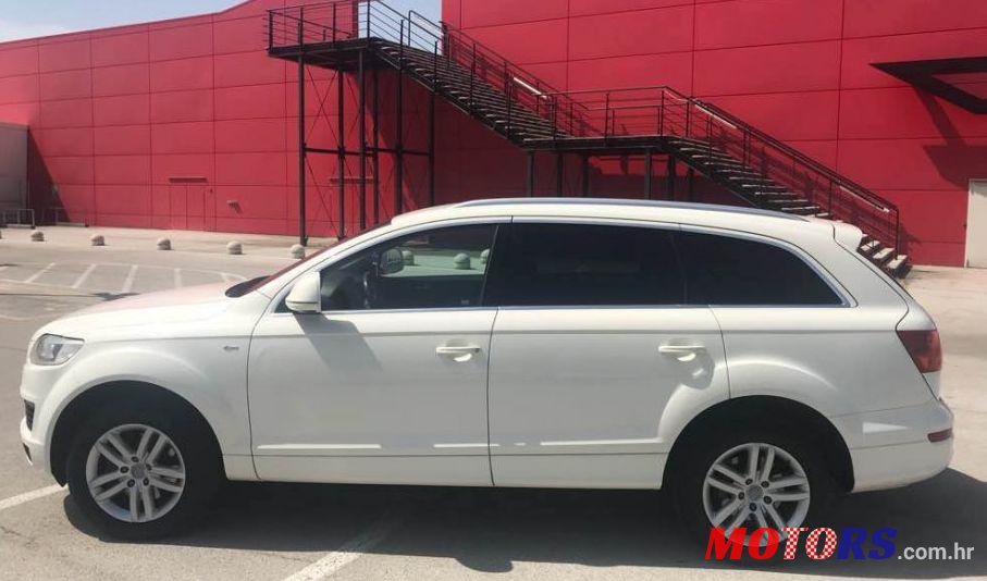 2009' Audi Q7 photo #1