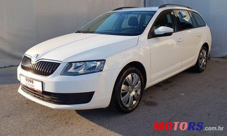 2014' Skoda Octavia Combi photo #1