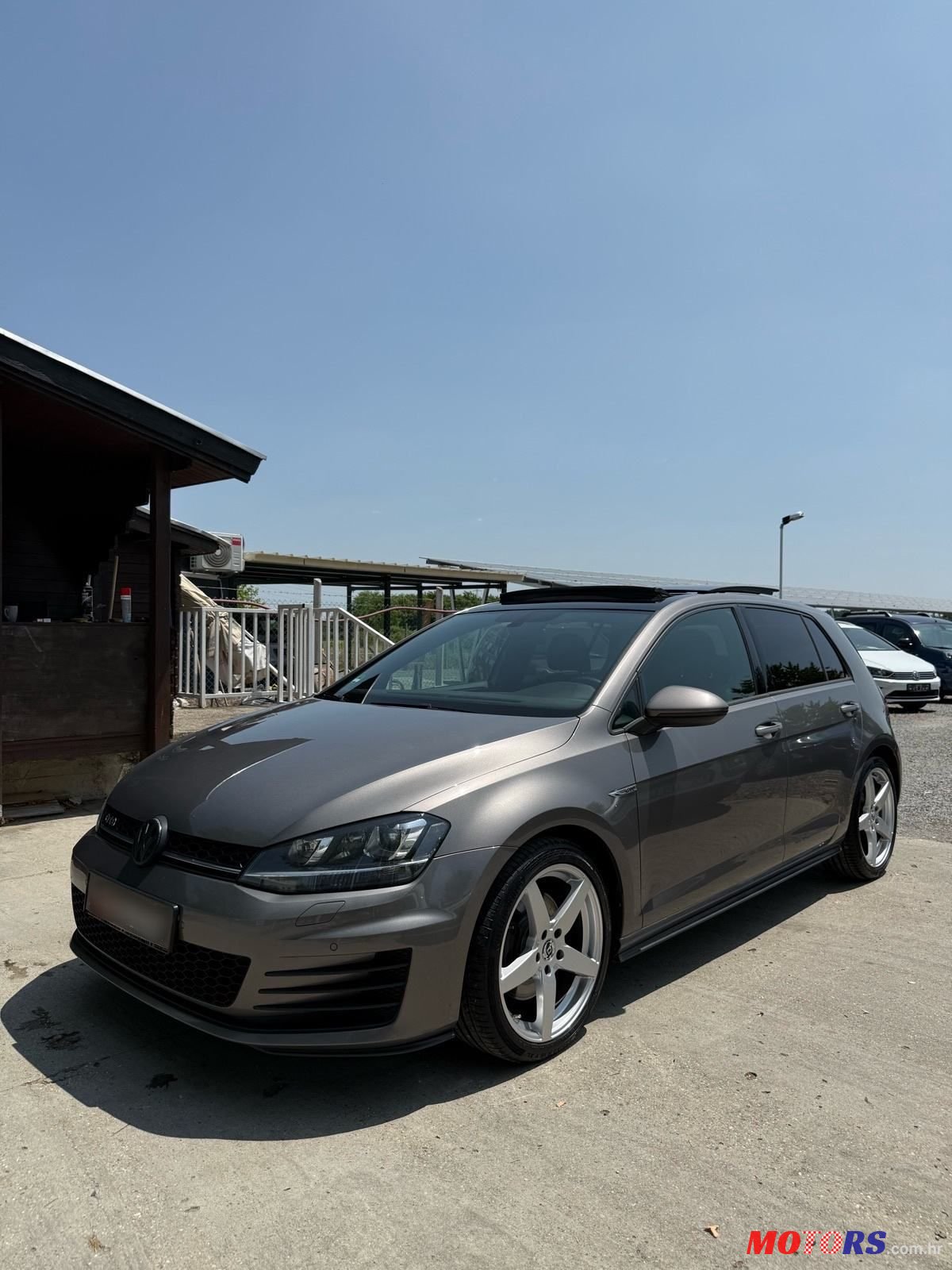 2017' Volkswagen Golf VII 2,0 Gtd photo #1