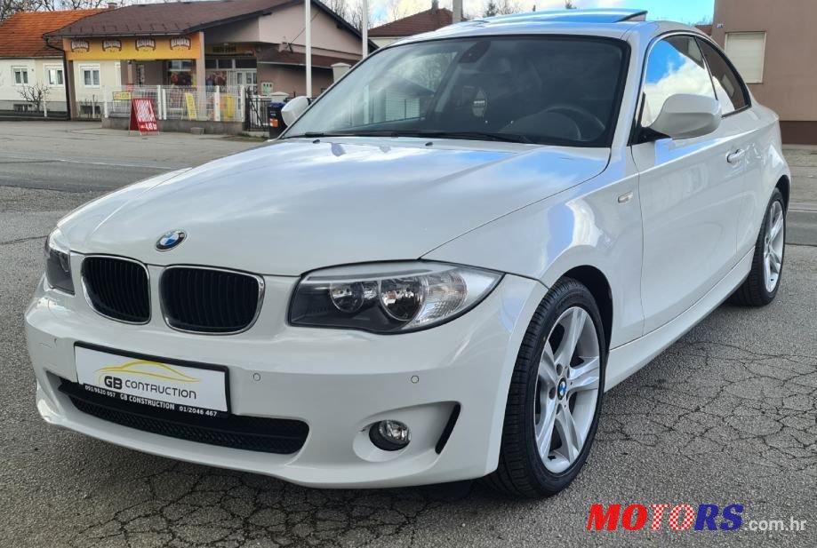 2012' BMW Serija 1 118D photo #2