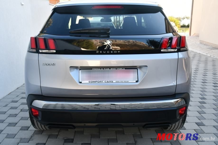 2019' Peugeot 3008 1,5 Bluehdi photo #5