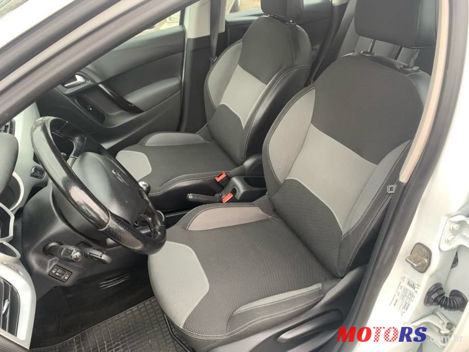 2013' Citroen C3 1,4 Hdi photo #5