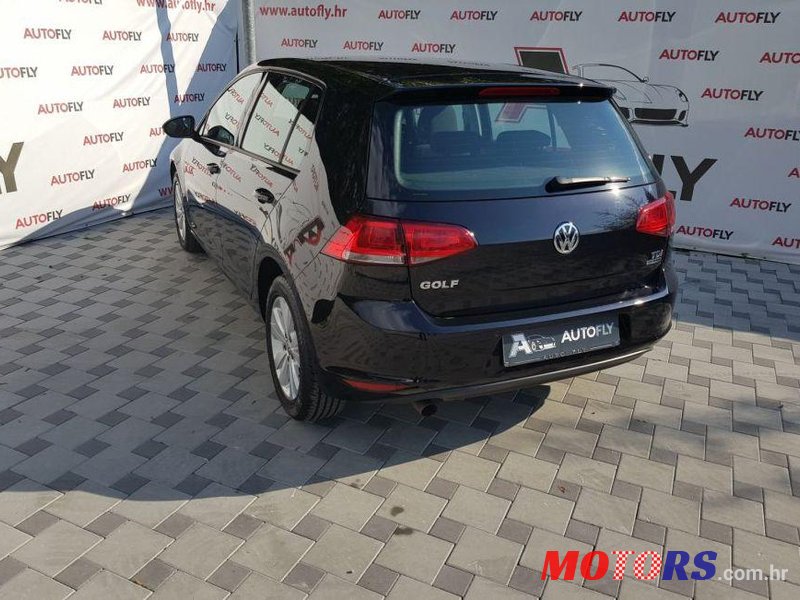 2013' Volkswagen Golf VII photo #1