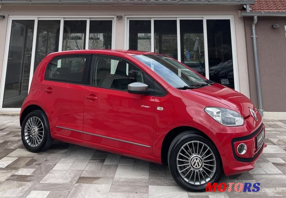 2013' Volkswagen Up! 1,0 Up! photo #6