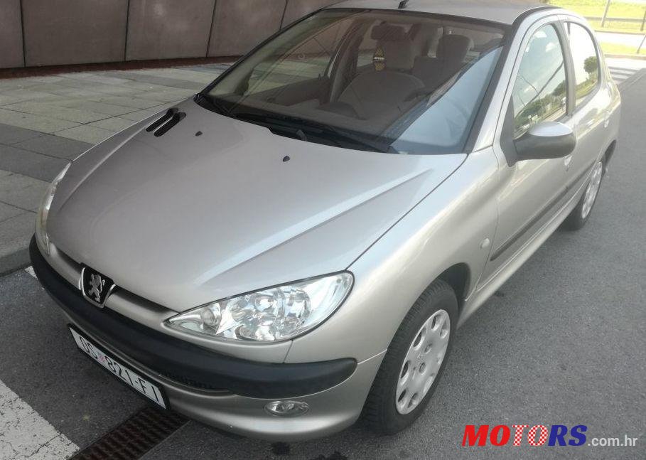 2004' Peugeot 206 photo #1